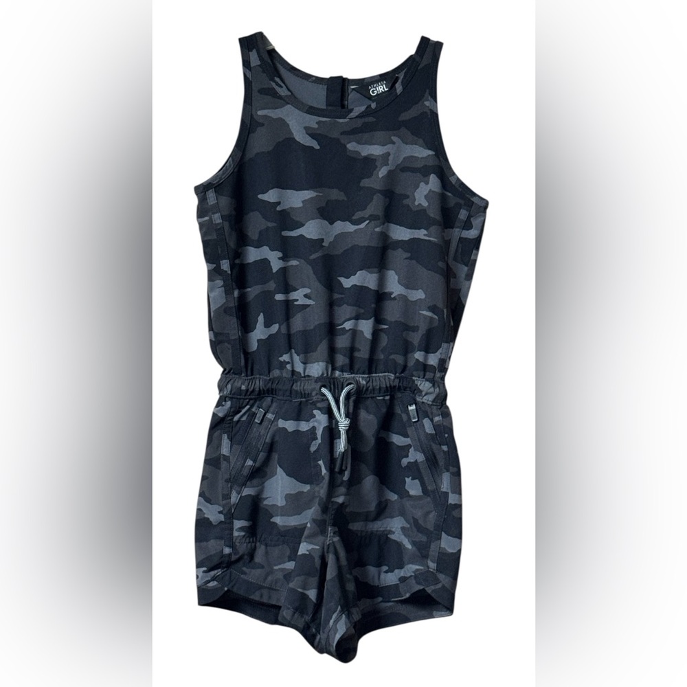 Athleta Black and Grey Playsuit-romper
Excellent condition SZ 7